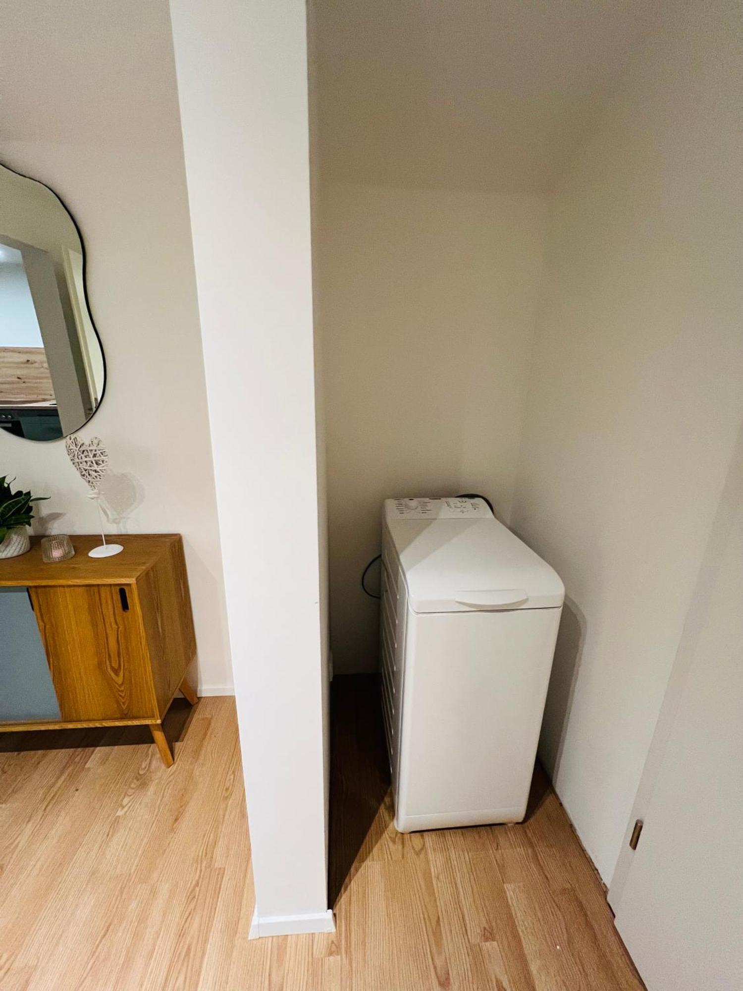Leonie Apartment *